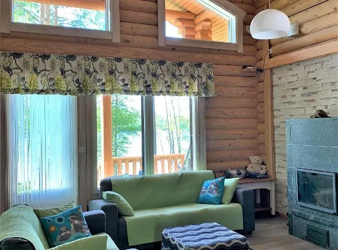 Lappalaisen Lomamoekit Norpparanta 샬레 푸말라